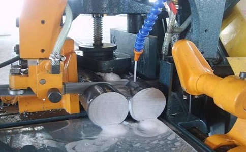 干驿镇卧式带锯床的送料方式有哪几种？